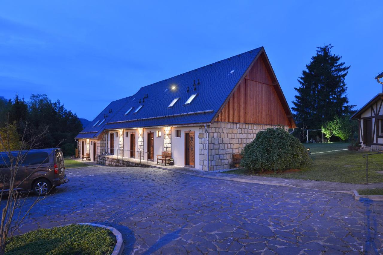 Rezidence Pihel Hotel Nový Bor Exterior foto