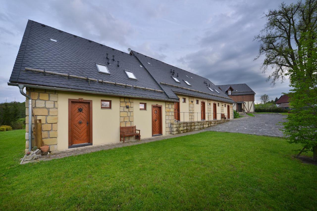 Rezidence Pihel Hotel Nový Bor Exterior foto